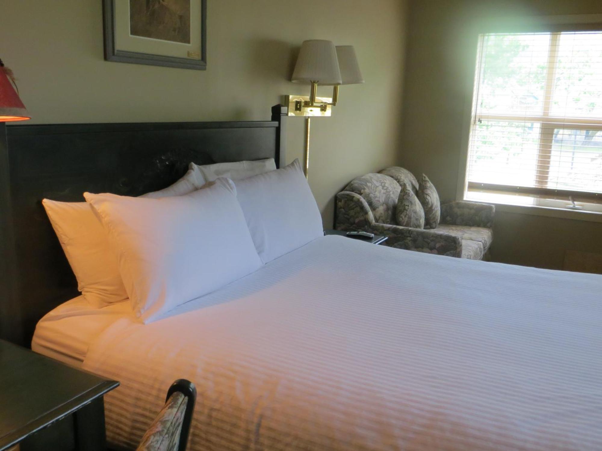Waterton Lakes Lodge Resort Pokój zdjęcie
