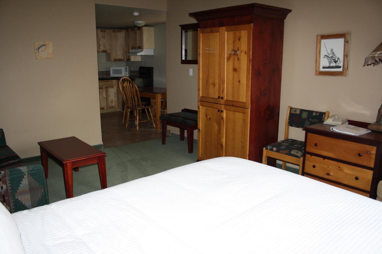 Waterton Lakes Lodge Resort Zewnętrze zdjęcie